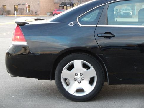 Used 2008 Chevrolet Impala SS image 21