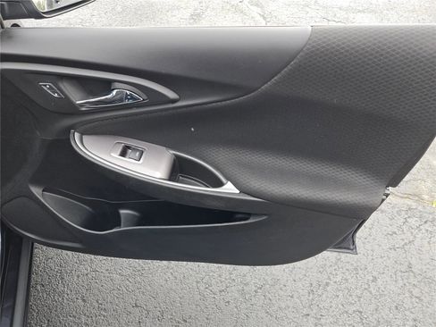 Used 2023 Chevrolet Malibu LT w/ Driver Confidence Package image 6