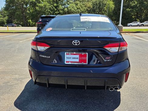 New 2026 Toyota Corolla SE FWD image 10