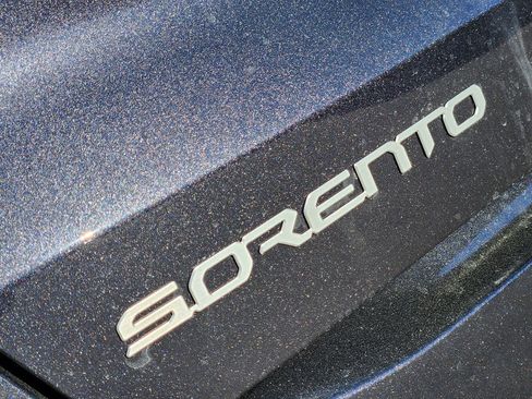 New 2026 Kia Sorento SX image 8