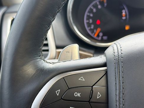 Used 2017 Jeep Grand Cherokee Summit image 33