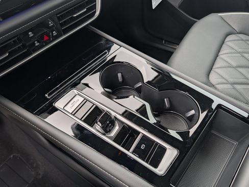 New 2026 Volkswagen Atlas SEL Premium R-Line image 10