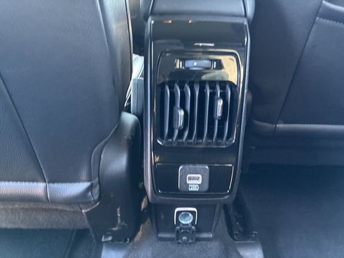 Used 2024 Jeep Compass Limited image 21