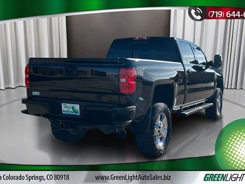 Used 2015 Chevrolet Silverado 2500 High Country w/ Duramax Plus Package image 5