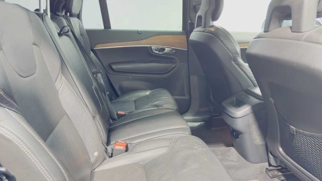 Used 2016 Volvo XC90 T5 Inscription w/ Vision Package AWD/4WD image 17