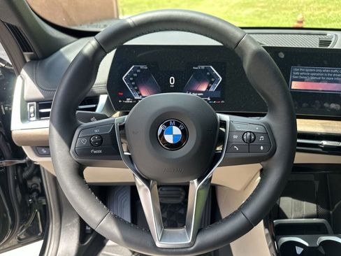 Used 2025 BMW X1 xDrive28i w/ Convenience Package image 17