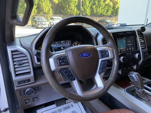 Used 2018 Ford F150 King Ranch w/ Equipment Group 601A Luxury AWD/4WD image 17
