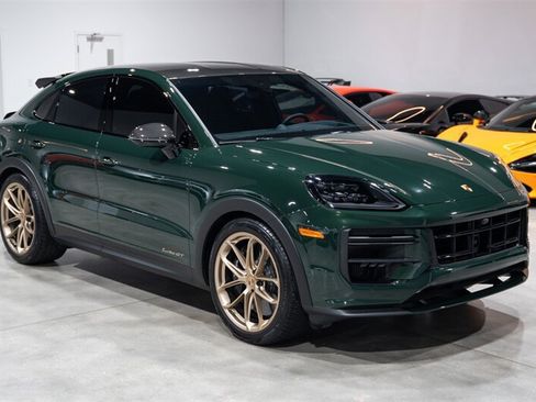 Used 2024 Porsche Cayenne Turbo GT AWD/4WD image 8