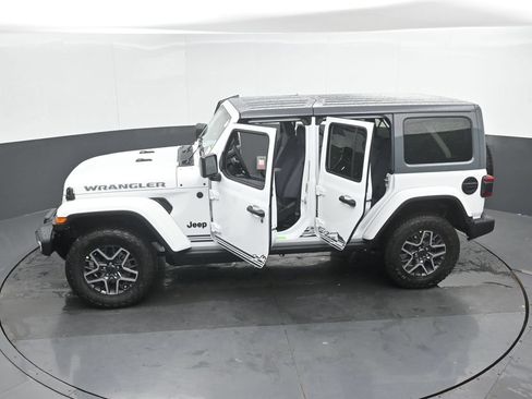 New 2026 Jeep Wrangler Unlimited Sahara w/ Rockslide Package AWD/4WD image 52