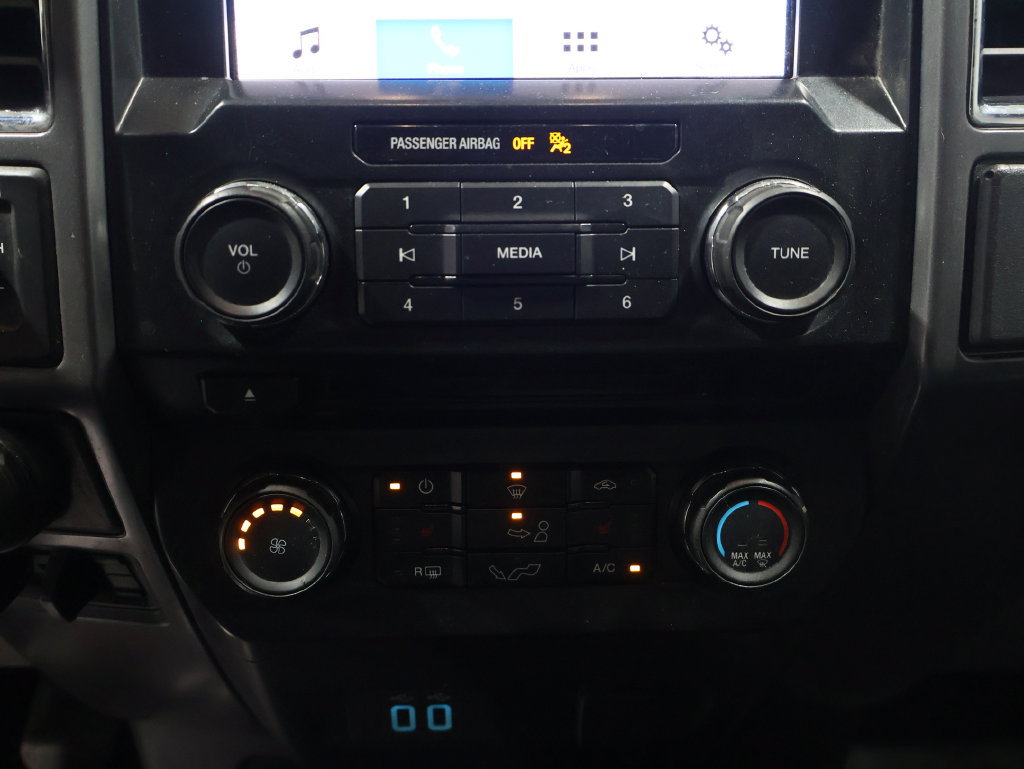 Used 2016 Ford F150 XLT w/ Equipment Group 302A Luxury AWD/4WD image 32