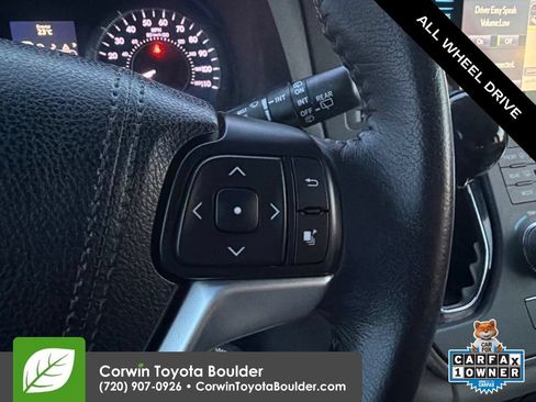 Used 2015 Toyota Sienna XLE w/ XLE Navigation Package AWD/4WD image 28