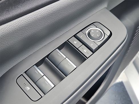 New 2026 Toyota Prius XLE image 17