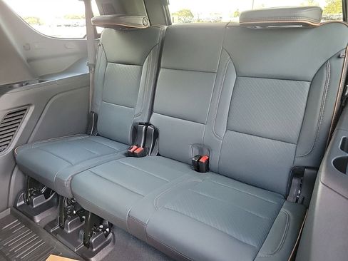 New 2026 GMC Yukon AT4 w/ AT4 Premium Plus Package image 13