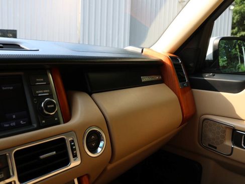 Used 2011 Land Rover Range Rover HSE AWD/4WD image 44