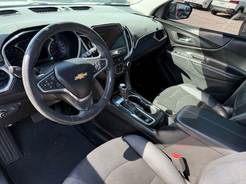 Used 2018 Chevrolet Equinox Premier image 22