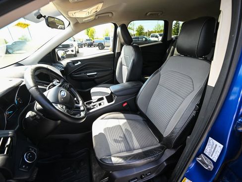 Used 2019 Ford Escape SE FWD image 18
