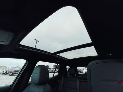 New 2026 GMC Terrain AT4 w/ Technology Package II image 19