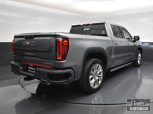 Used 2020 GMC Sierra 1500 Denali w/ Denali Ultimate Package AWD/4WD image 47