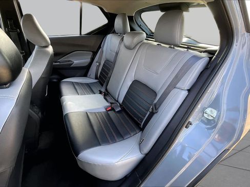 Used 2024 Nissan Kicks SR w/ SR Premium Package FWD image 18