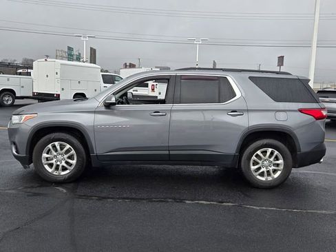 Used 2020 Chevrolet Traverse LT image 6