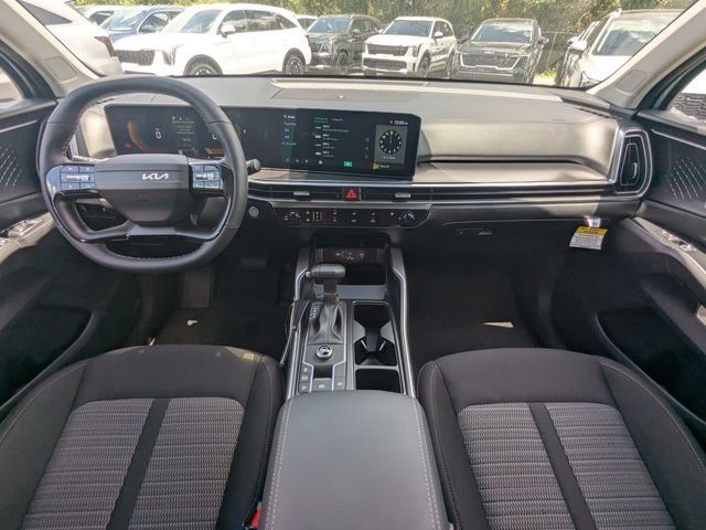 New 2026 Kia Sorento LX FWD image 17