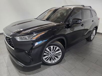 Used 2025 Toyota Highlander Platinum