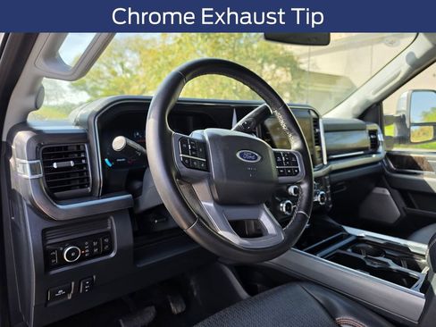 Used 2025 Ford F250 Lariat w/ Chrome Package image 27