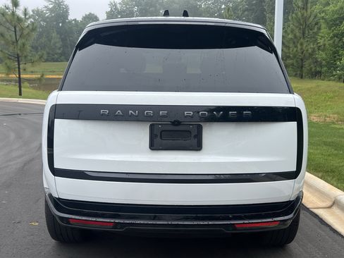 Used 2025 Land Rover Range Rover SE AWD/4WD image 6
