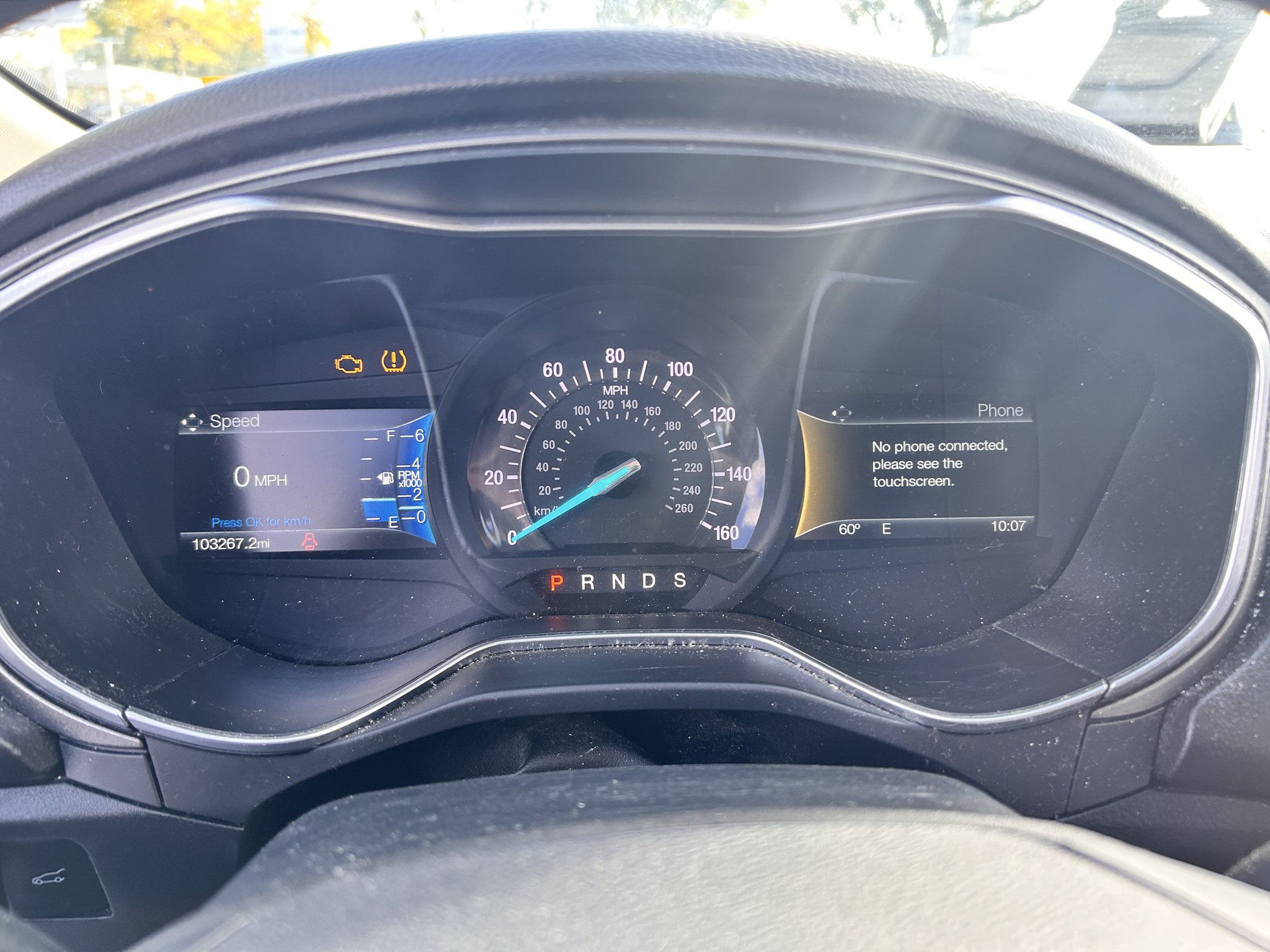 Used 2018 Ford Fusion SE w/ Fusion SE Technology Package FWD image 9