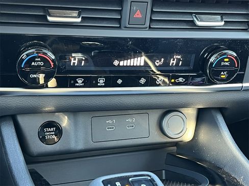 New 2026 Nissan Rogue SV image 21