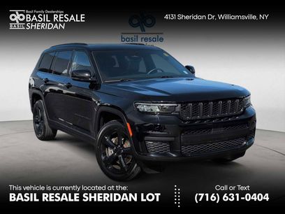 Used 2023 Jeep Grand Cherokee L Laredo