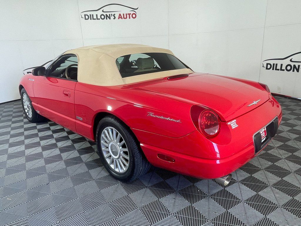 Used 2005 Ford Thunderbird RWD image 4