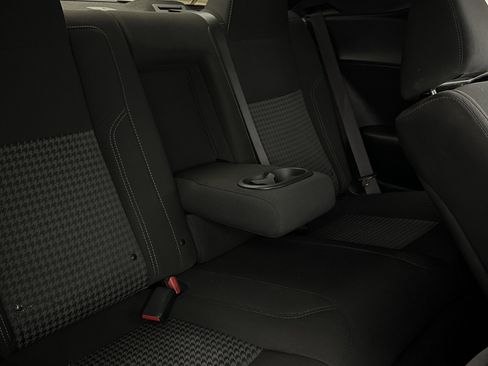 Used 2021 Dodge Challenger SXT image 26
