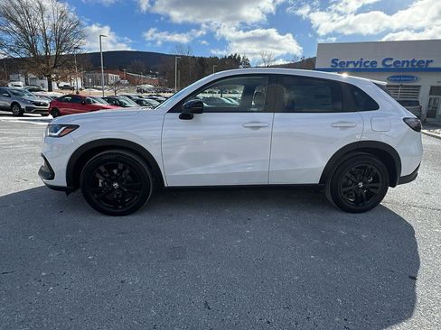 New 2026 Honda HR-V Sport image 7