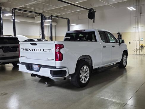 Used 2024 Chevrolet Silverado 1500 Custom w/ LPO, Dark Essentials Package RWD image 7