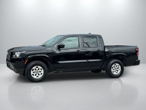 Used 2024 Nissan Frontier SV RWD image 8