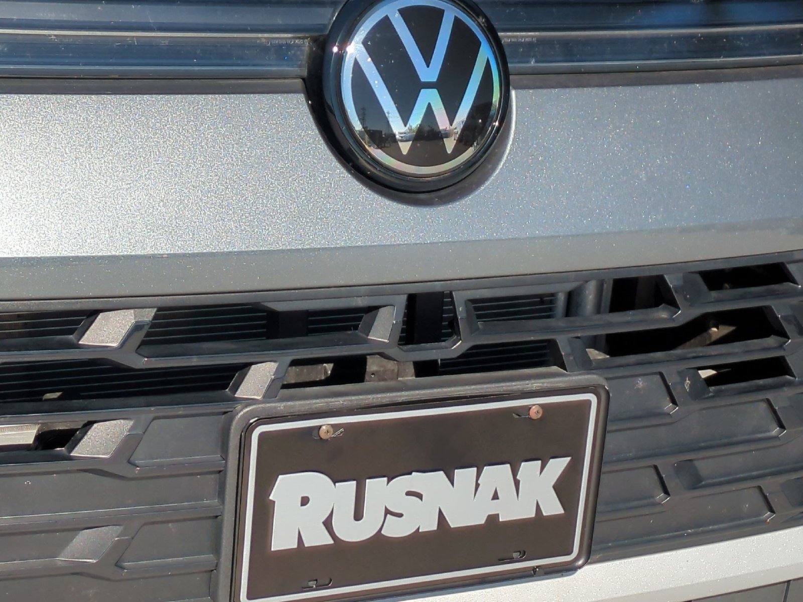 Used 2025 Volkswagen Tiguan SE w/ Panoramic Sunroof Package AWD/4WD image 24