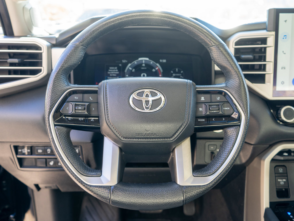 Used 2024 Toyota Tundra Limited AWD/4WD image 15