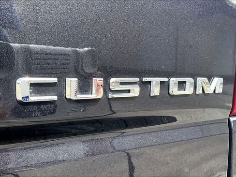 Used 2022 Chevrolet Silverado 1500 Custom Trail Boss AWD/4WD image 24