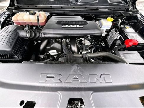 Used 2023 RAM 1500 Laramie image 7