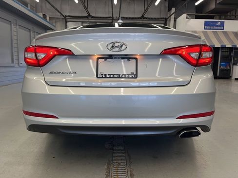 Used 2016 Hyundai Sonata SE w/ Cargo Package image 6
