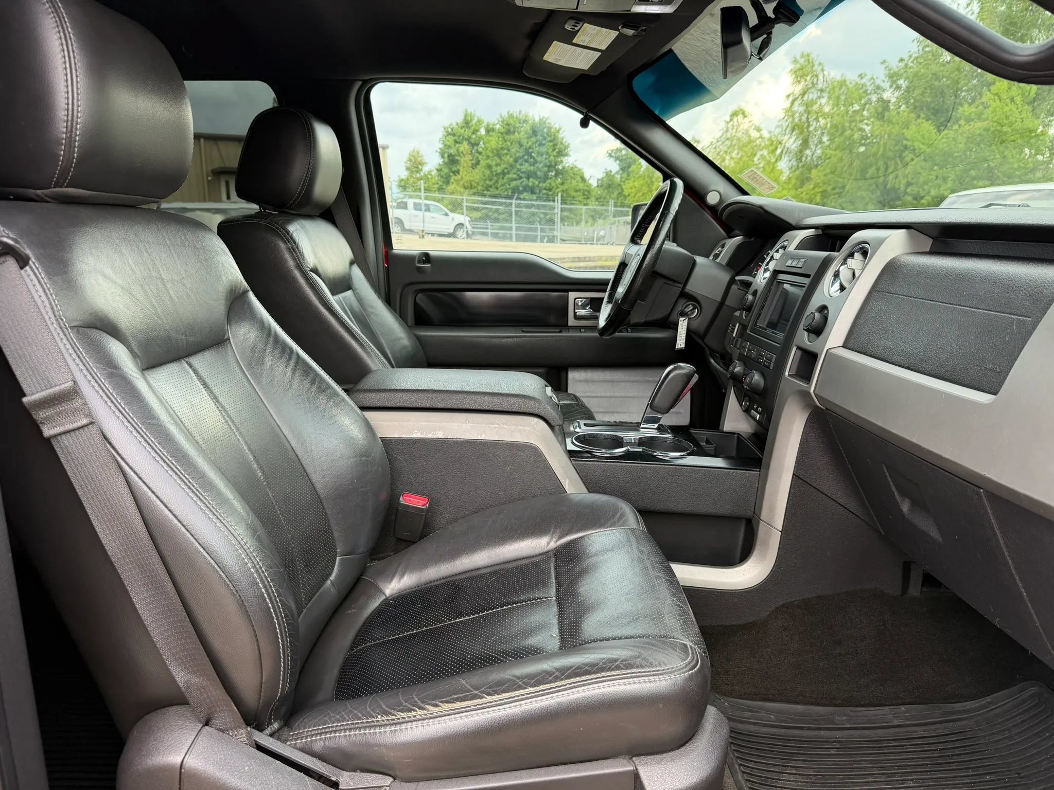 Used 2012 Ford F150 FX4 w/ FX Luxury Pkg AWD/4WD image 21