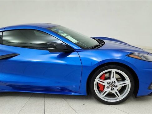 Used 2021 Chevrolet Corvette Stingray Preferred Cpe w/ Z51 Performance Package image 7