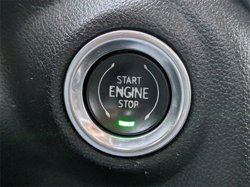 Used 2020 Chevrolet Silverado 1500 RST image 37