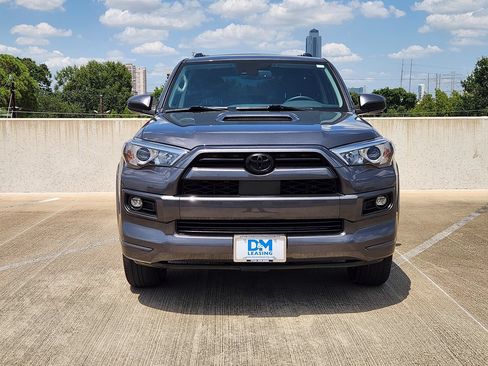 Used 2023 Toyota 4Runner TRD Sport AWD/4WD image 2