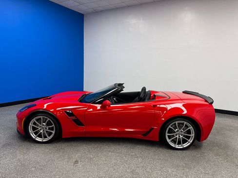 Used 2018 Chevrolet Corvette Grand Sport image 4
