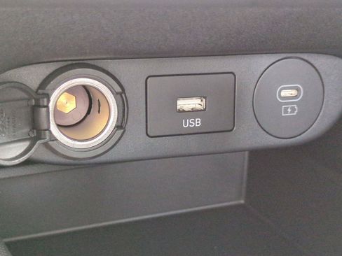 New 2025 Hyundai Elantra SE FWD image 21