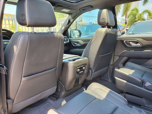 Used 2023 Chevrolet Tahoe Premier AWD/4WD image 11