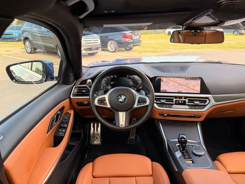 Used 2022 BMW 330i Sedan w/ M Sport Package RWD image 37
