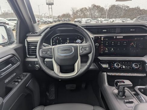 New 2026 GMC Sierra 1500 Denali w/ Technology Package AWD/4WD image 4